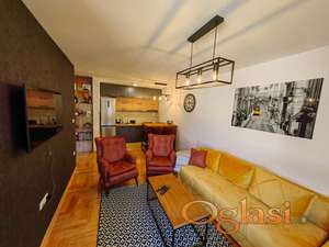 KOMPLETNO NAMEŠTEN TROSOBAN 58m2- SALAJKA